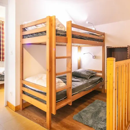 Appartement Les Huskies By Interhome